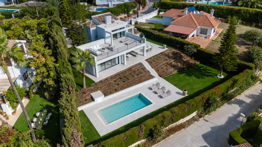 Fully Renovated Mediterranean Villa with Sea Views in Elviria – Marbella East