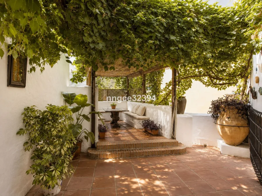 Dream Andalusian Home with Tourist Licence, Community Pool,