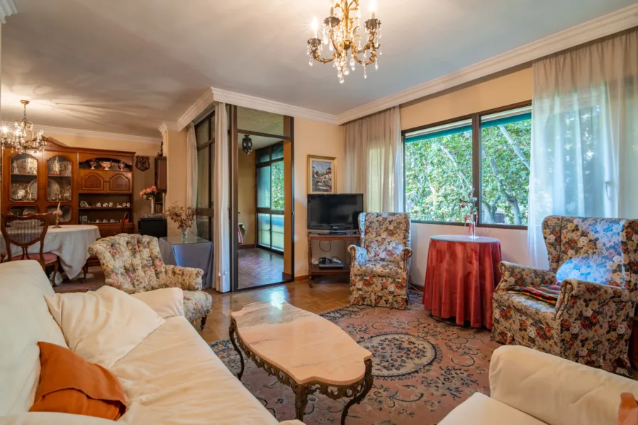 Exclusive Property with Unlimited Potential in the Most Coveted Area of El Limonar, Málaga