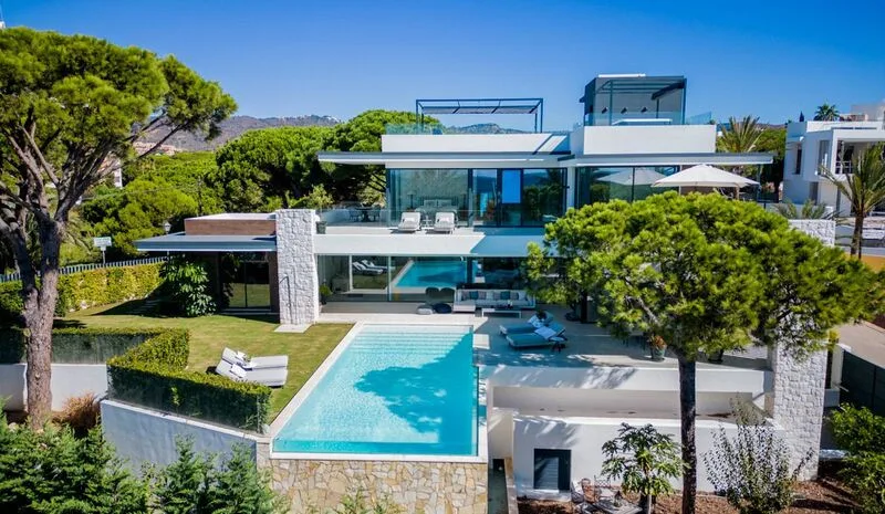 Villa in Elviria
