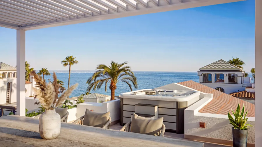 FIRST LINE BEACH PENTHOUSE – DOMINION BEACH – ESTEPONA
