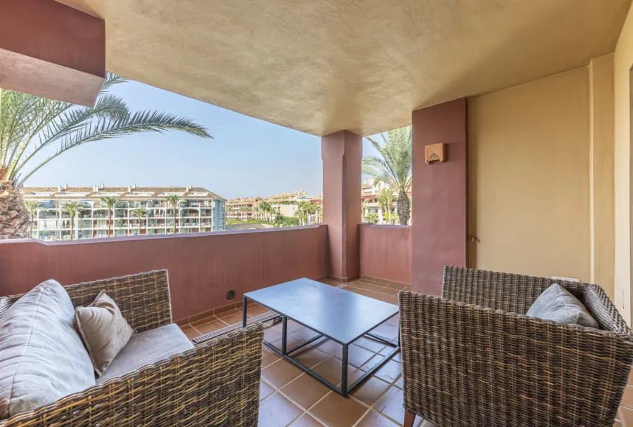 Marina apartment with stunning Views